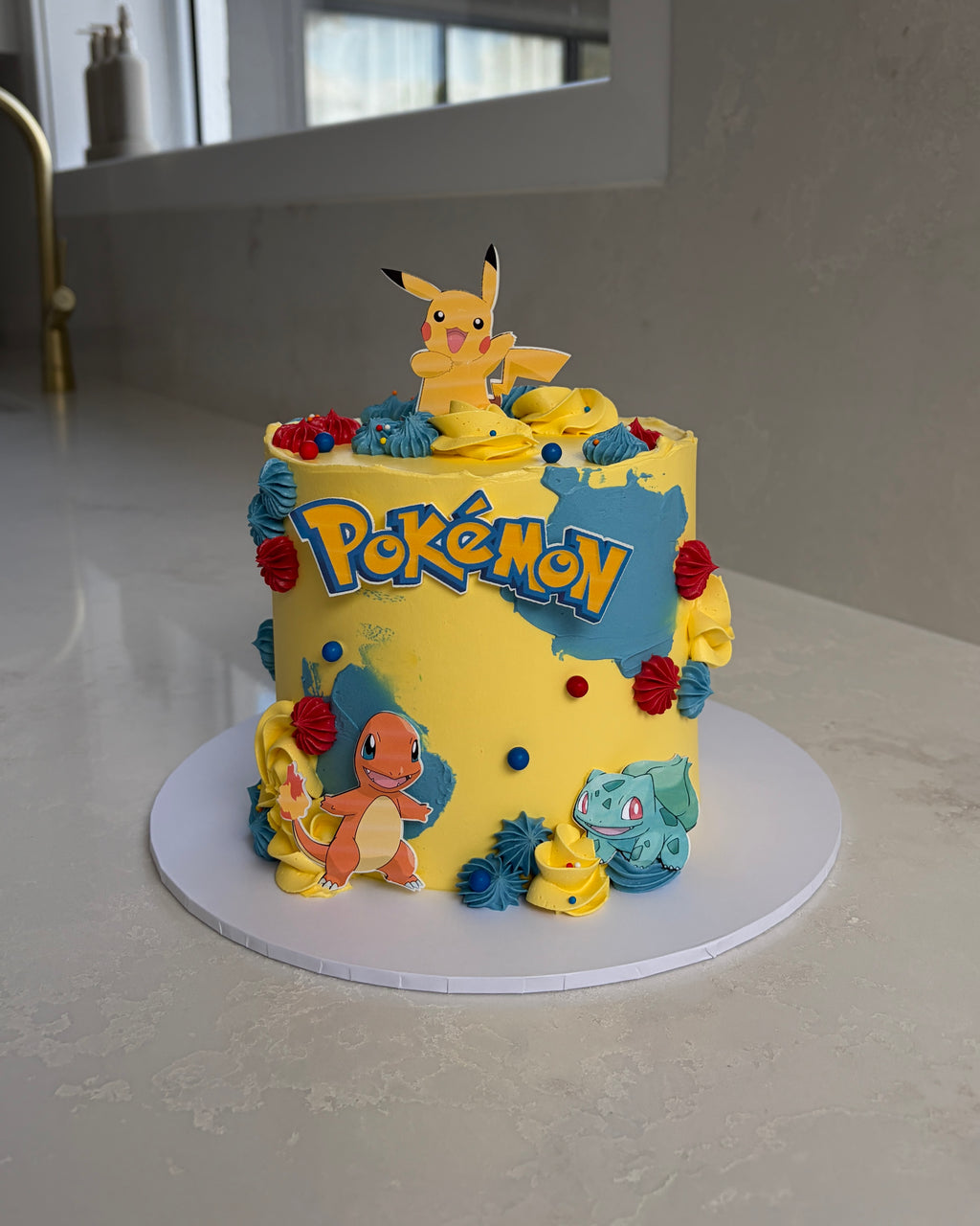 Pokémon Party Cake